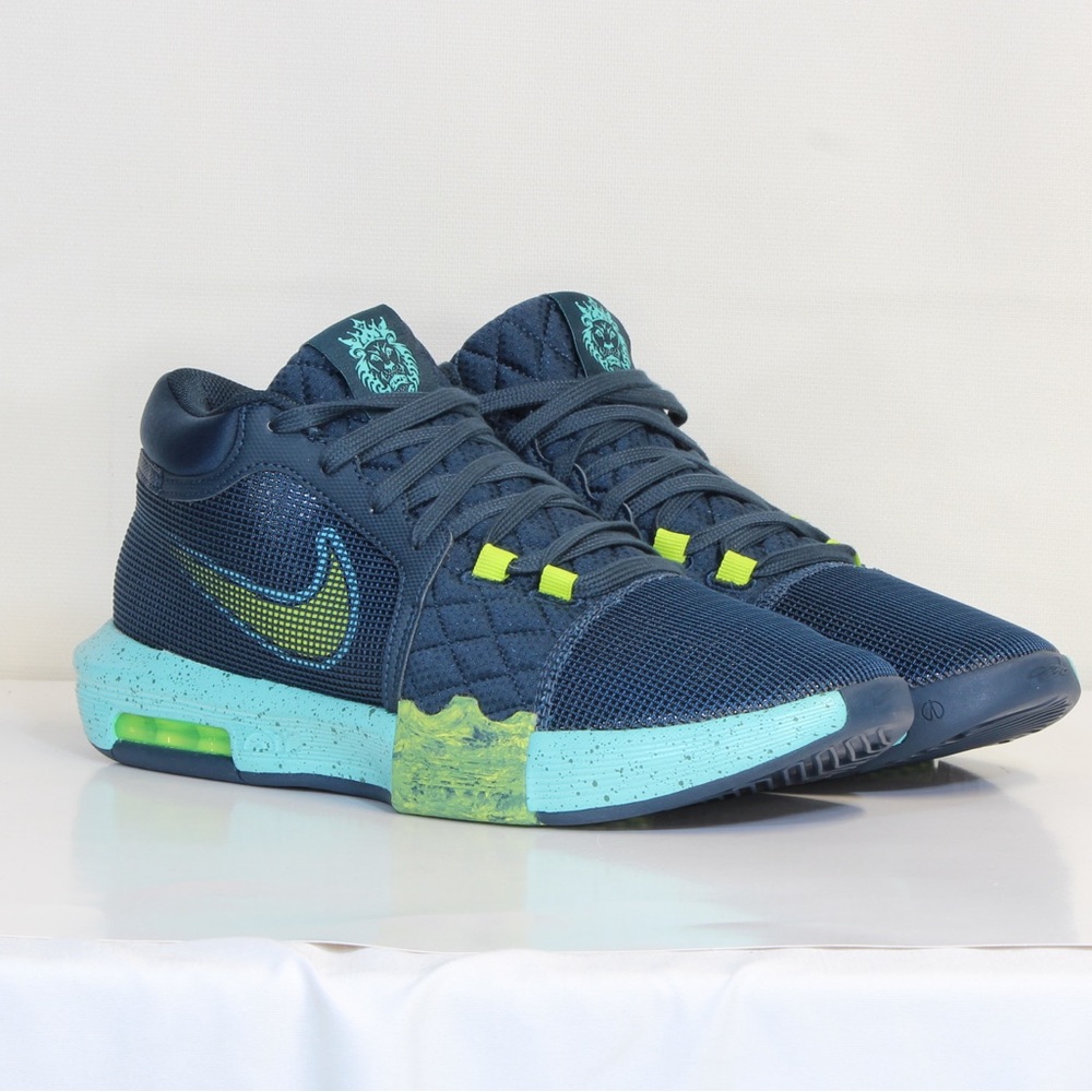 Nke Lebron Witness 8 Navy Cyber Green Frost Basketball Shoe NWT - Picture 4 of 10